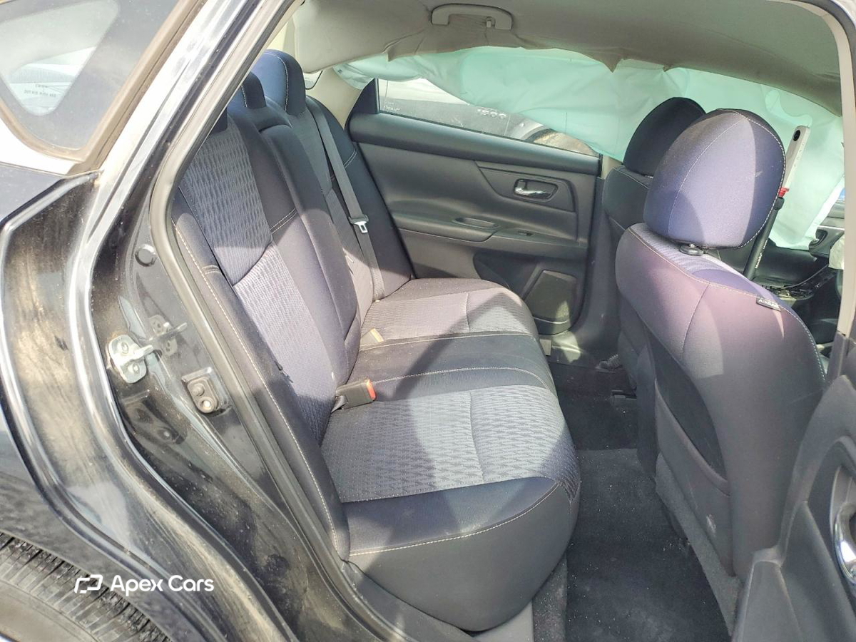 Nissan Altima 2016