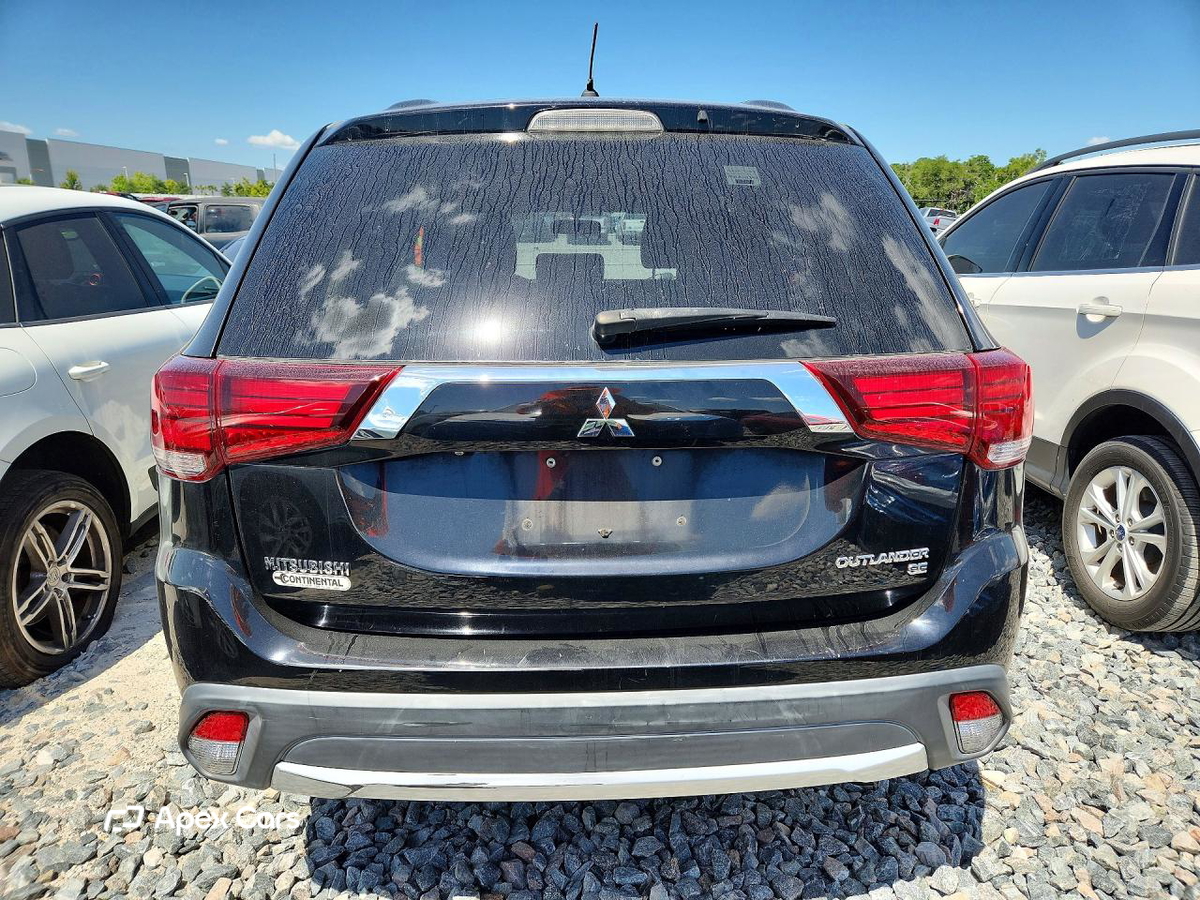 Mitsubishi Outlander 2016