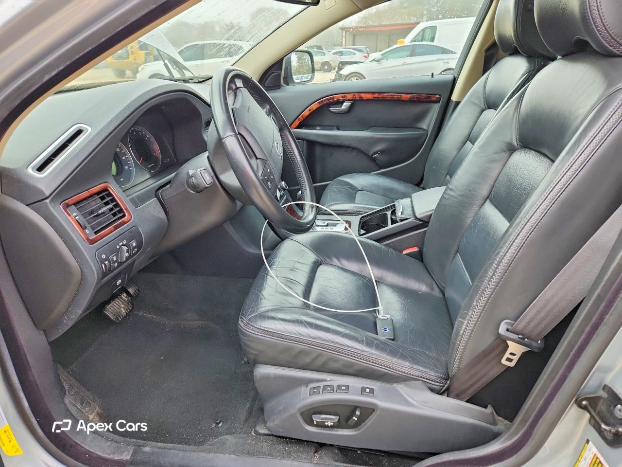 Volvo XC70 2008