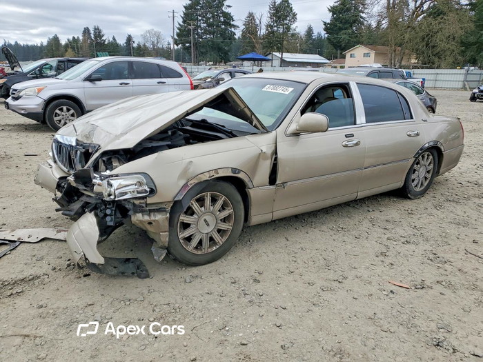 2008 Lincoln Town Car - Image 1 of 5