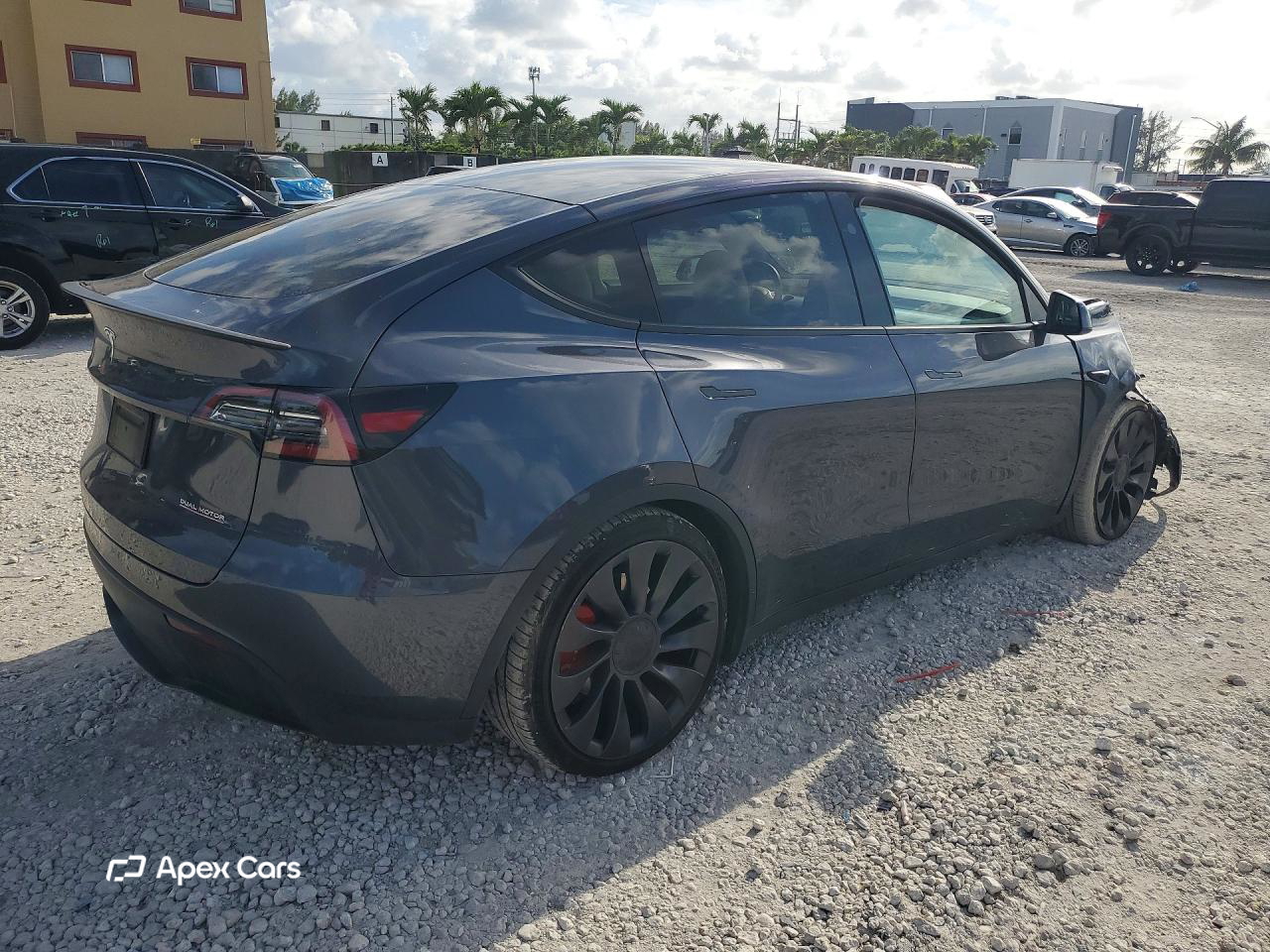 Tesla Model Y 2023