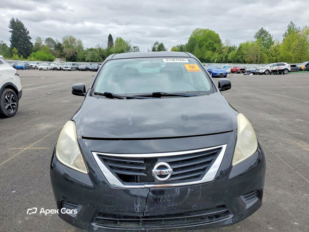 Nissan Versa 2013