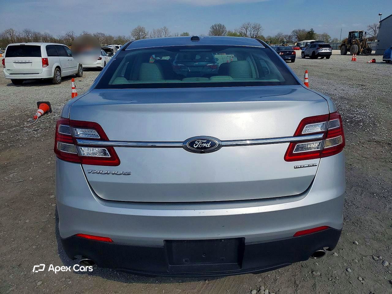 Ford Taurus 2018