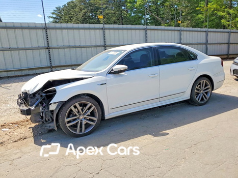 Volkswagen Passat 2017 - Image 1 of 14
