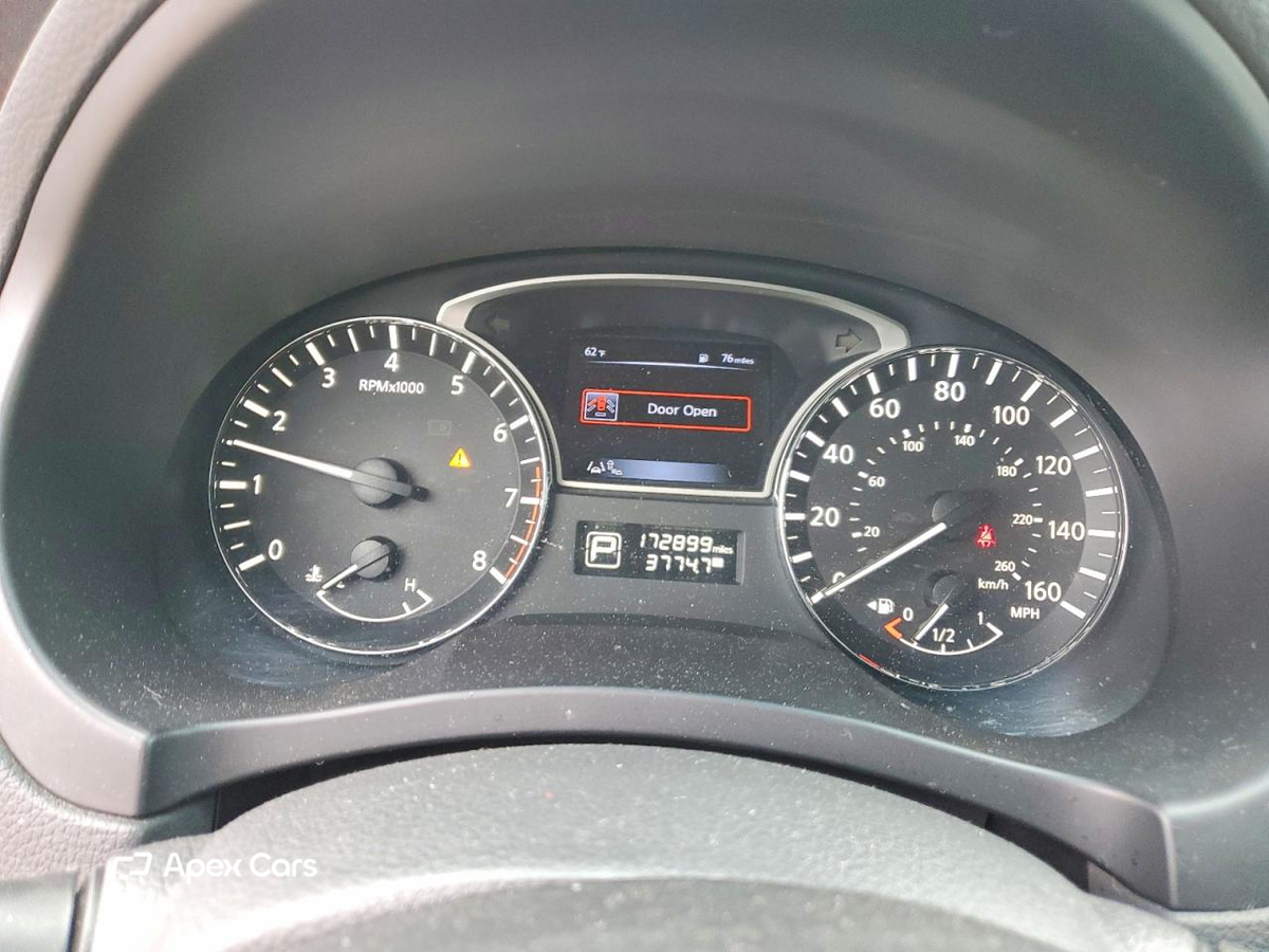 Nissan Altima 2015