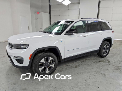 Jeep Cherokee 2023 - Image 1 of 4