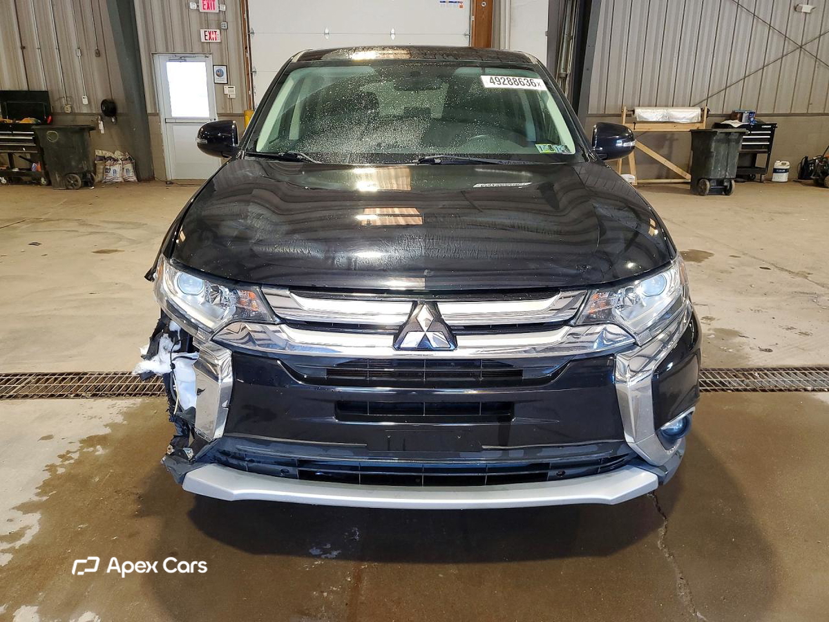 Mitsubishi Outlander 2016
