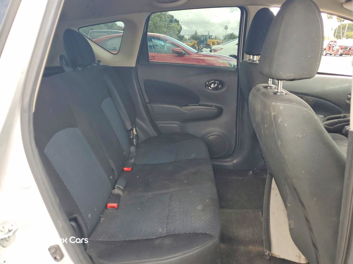 Nissan Versa 2016