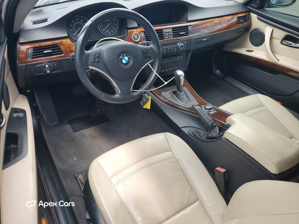 BMW Series 3 2012