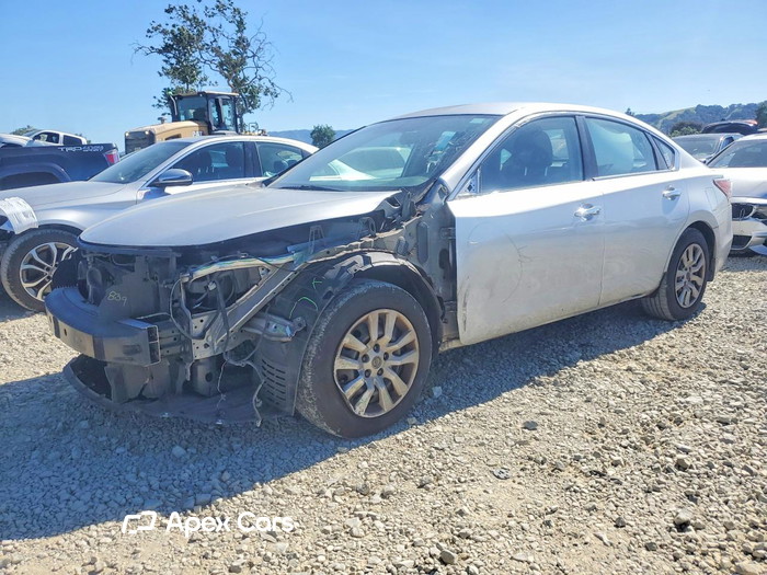 2015 Nissan Altima - Zdjęcie 1 z 5