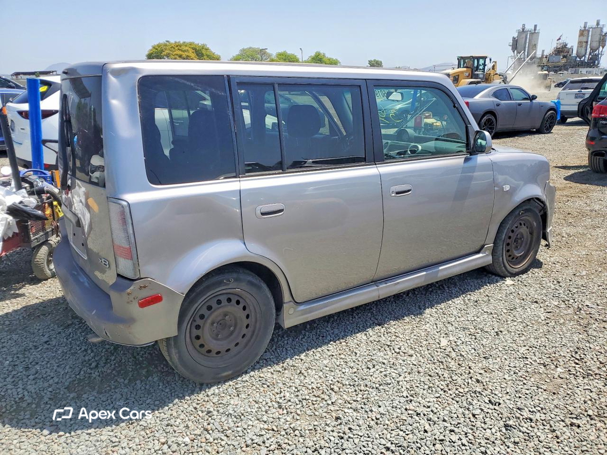 Toyota  2006
