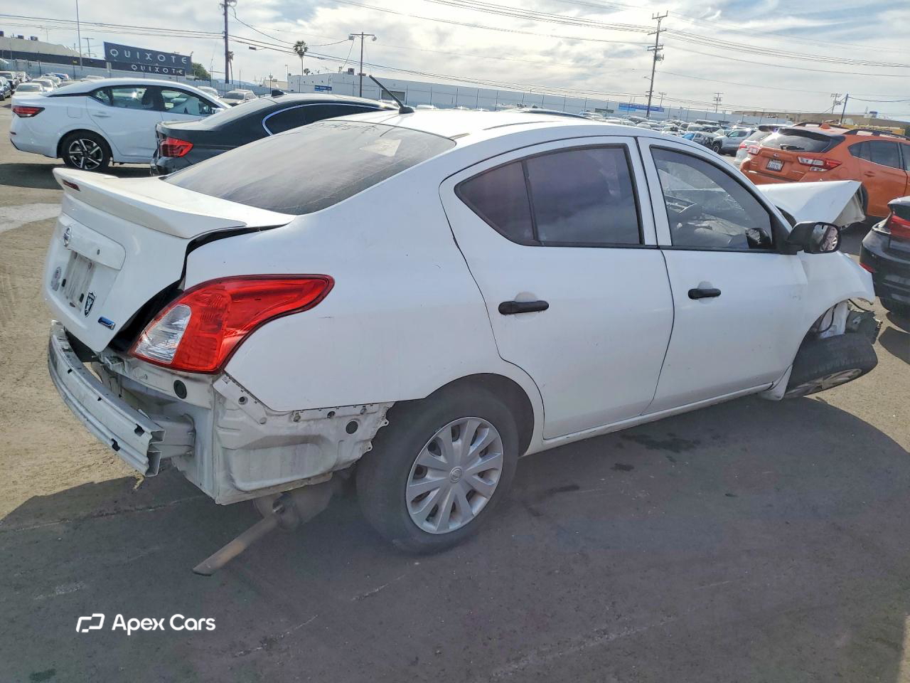 Nissan Versa 2015