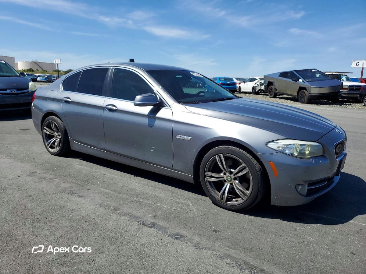 BMW Series 5 2012