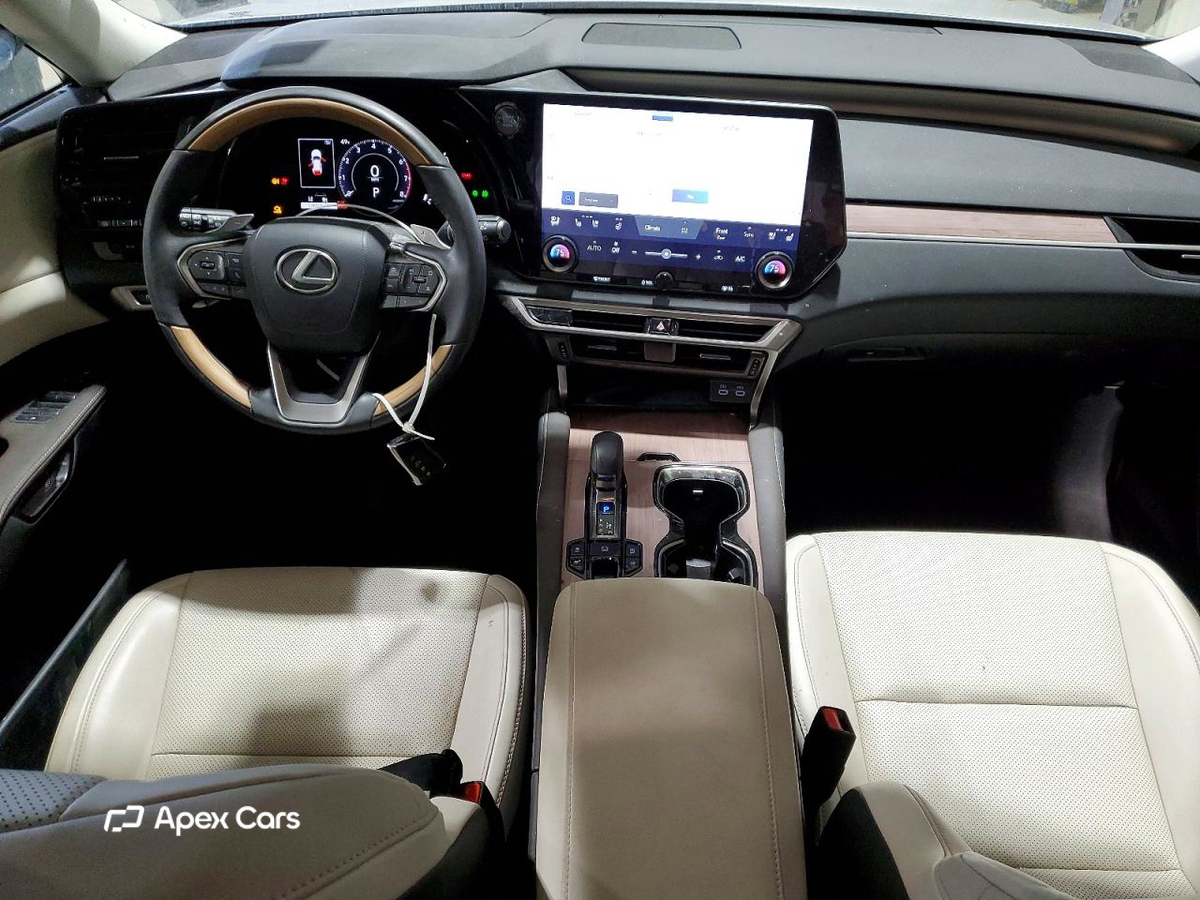 Lexus RX 2024