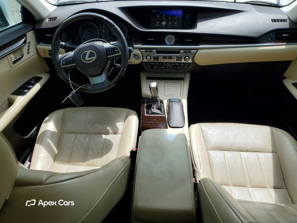 Lexus ES 2018