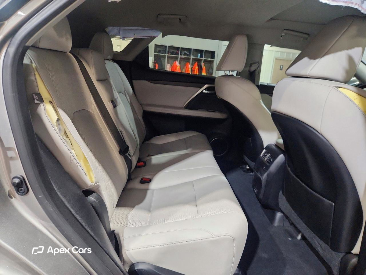 Lexus RX 2021