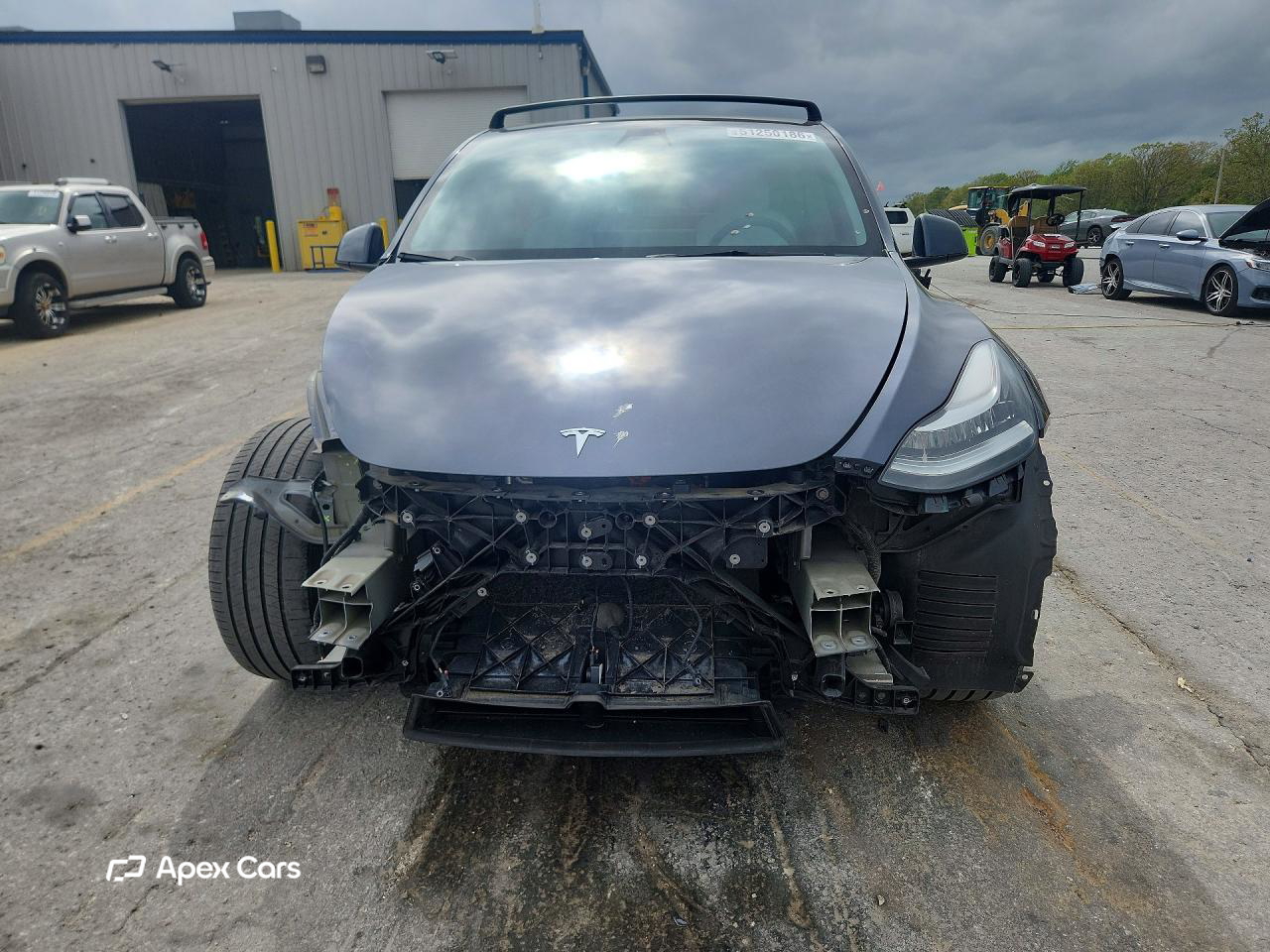 Tesla Model Y 2022