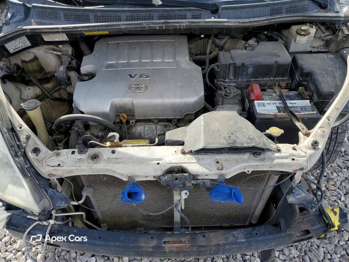 Toyota Sienna 2008
