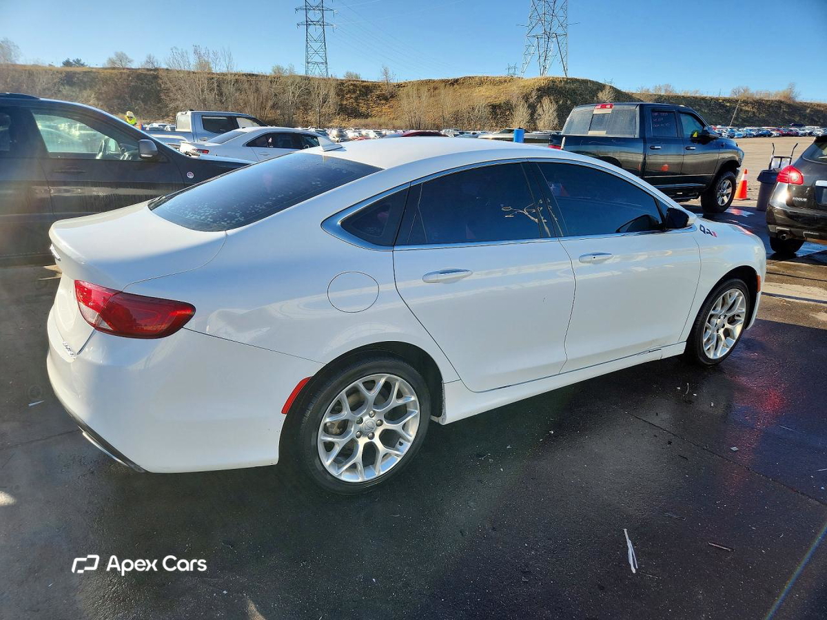 Chrysler 200 2016