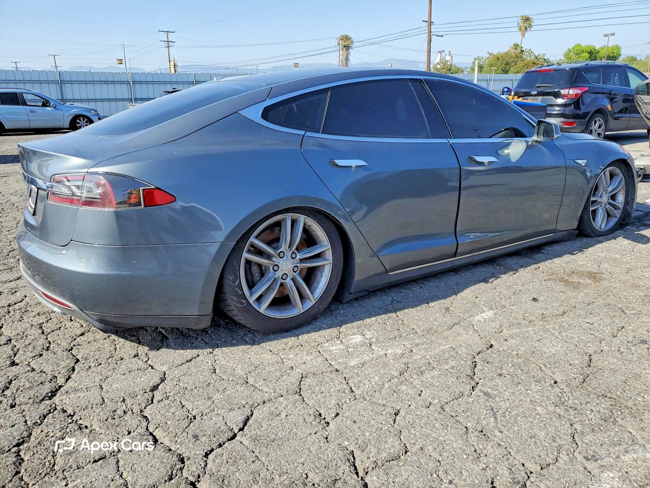 Tesla Model S 2012