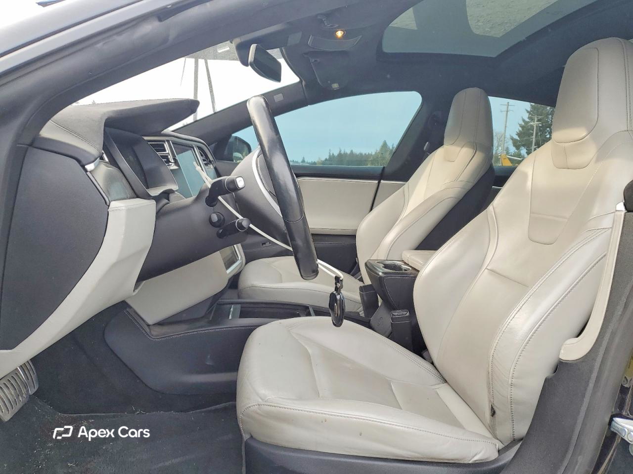 Tesla Model S 2016