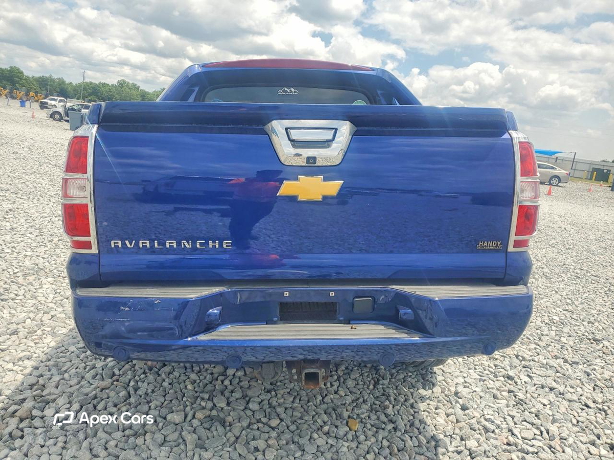 Chevrolet Avalanche 2013
