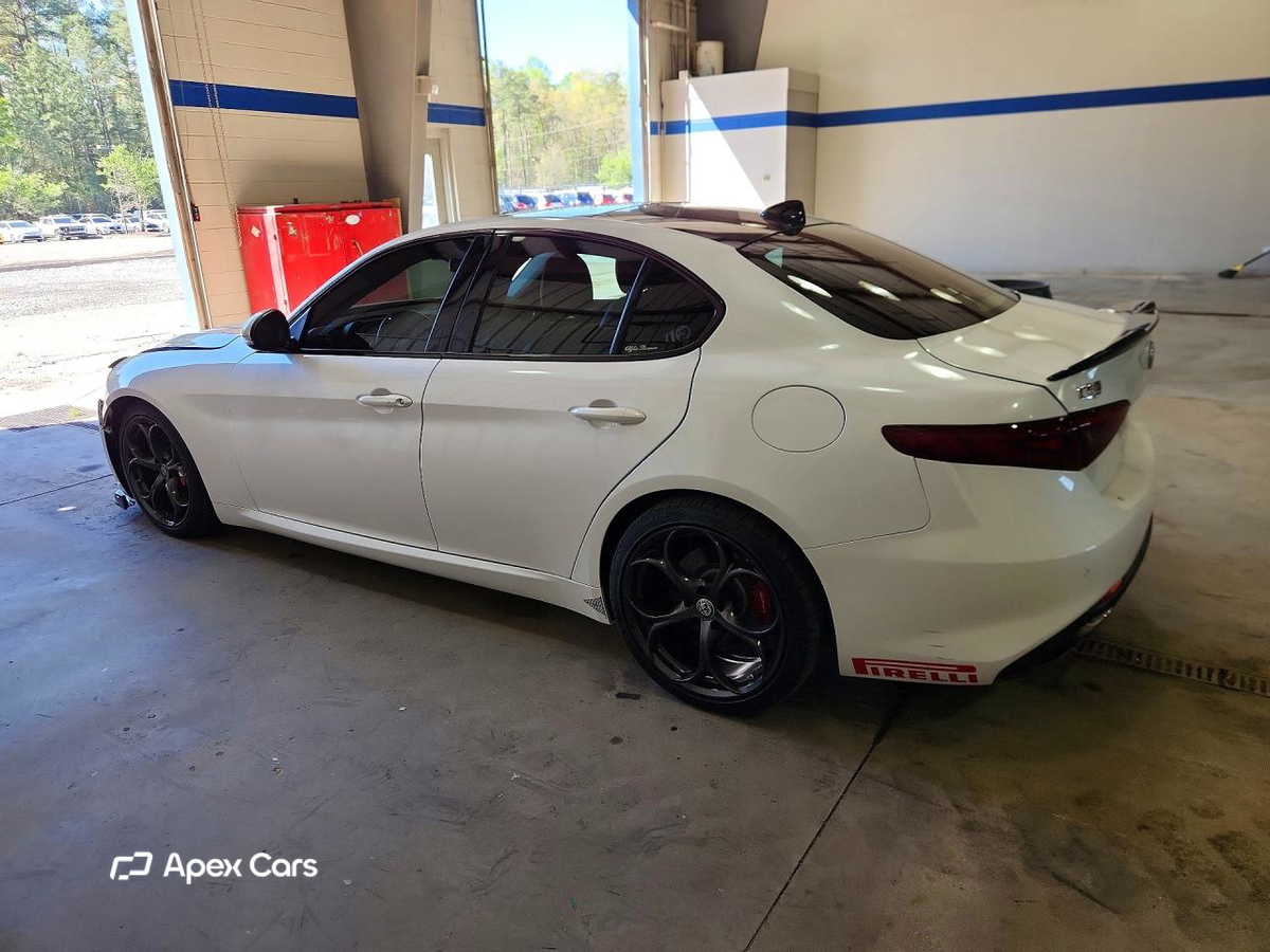 Alfa Romeo Giulia 2017