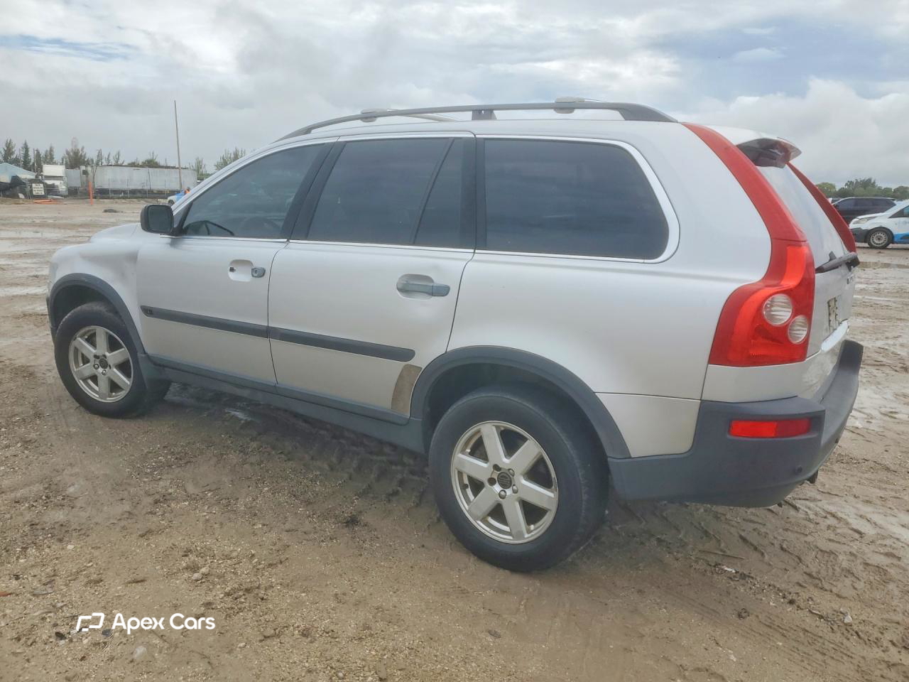 Volvo XC90 2004