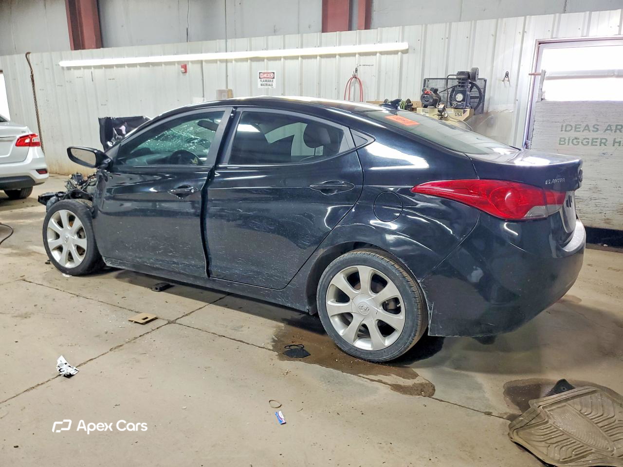 Hyundai Elantra 2012