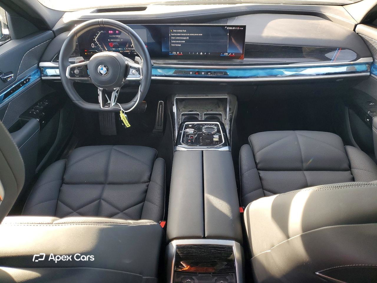 BMW Series 7 2025