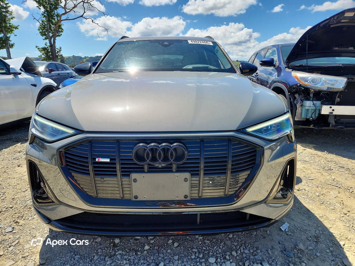Audi e-tron 2022