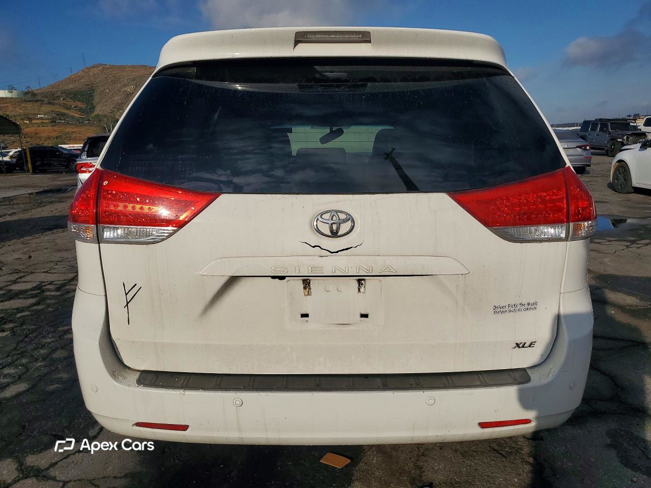 Toyota Sienna 2011