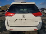 Toyota Sienna 2011