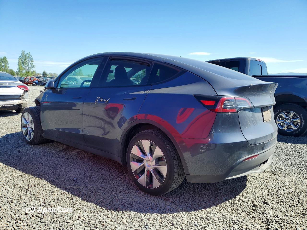 Tesla Model Y 2023