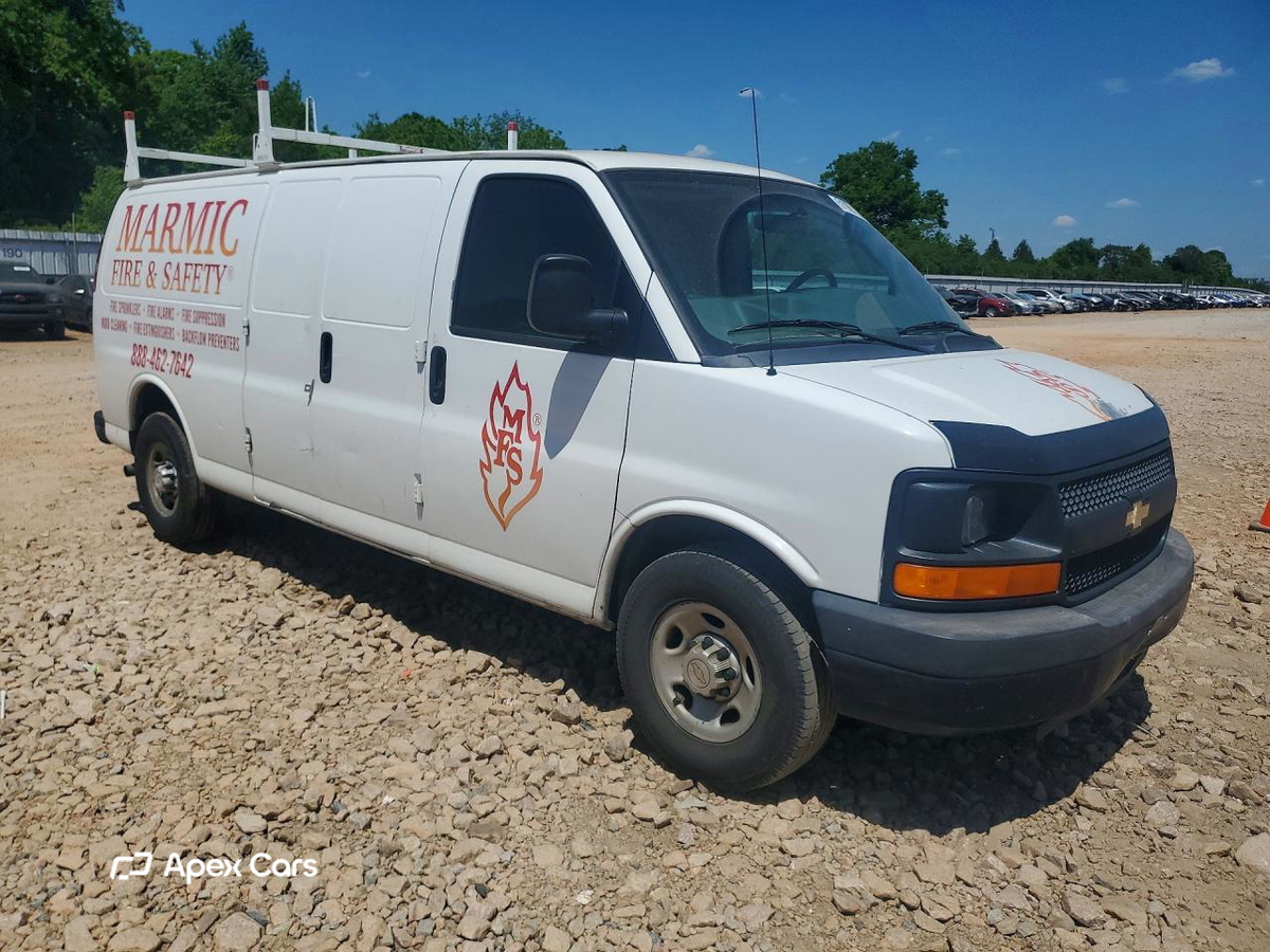 Chevrolet Express 2013