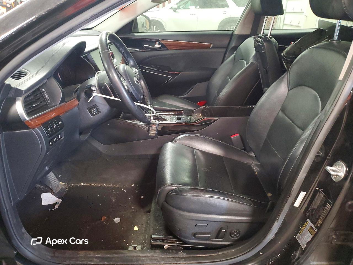 Kia Cadenza 2017