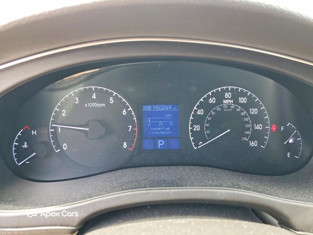 Hyundai Genesis 2013