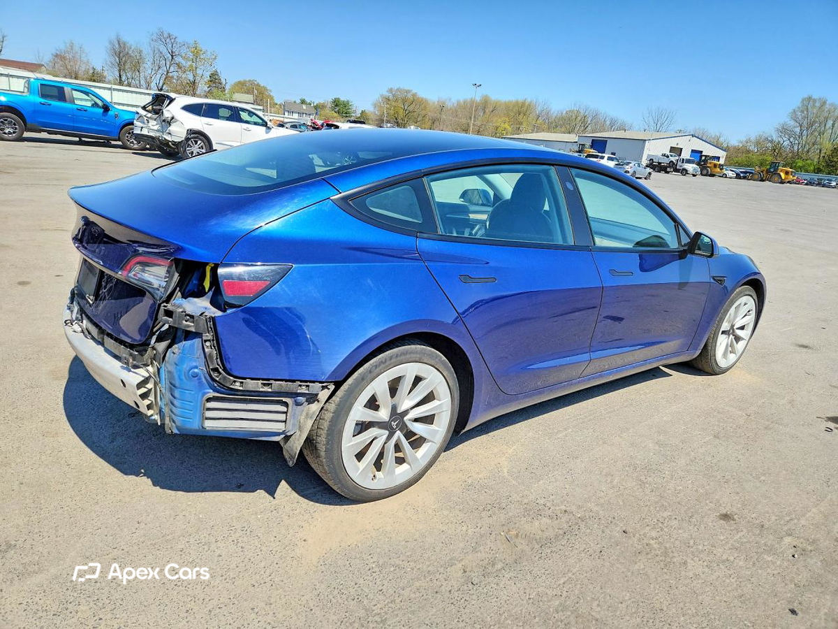Tesla Model 3 2022