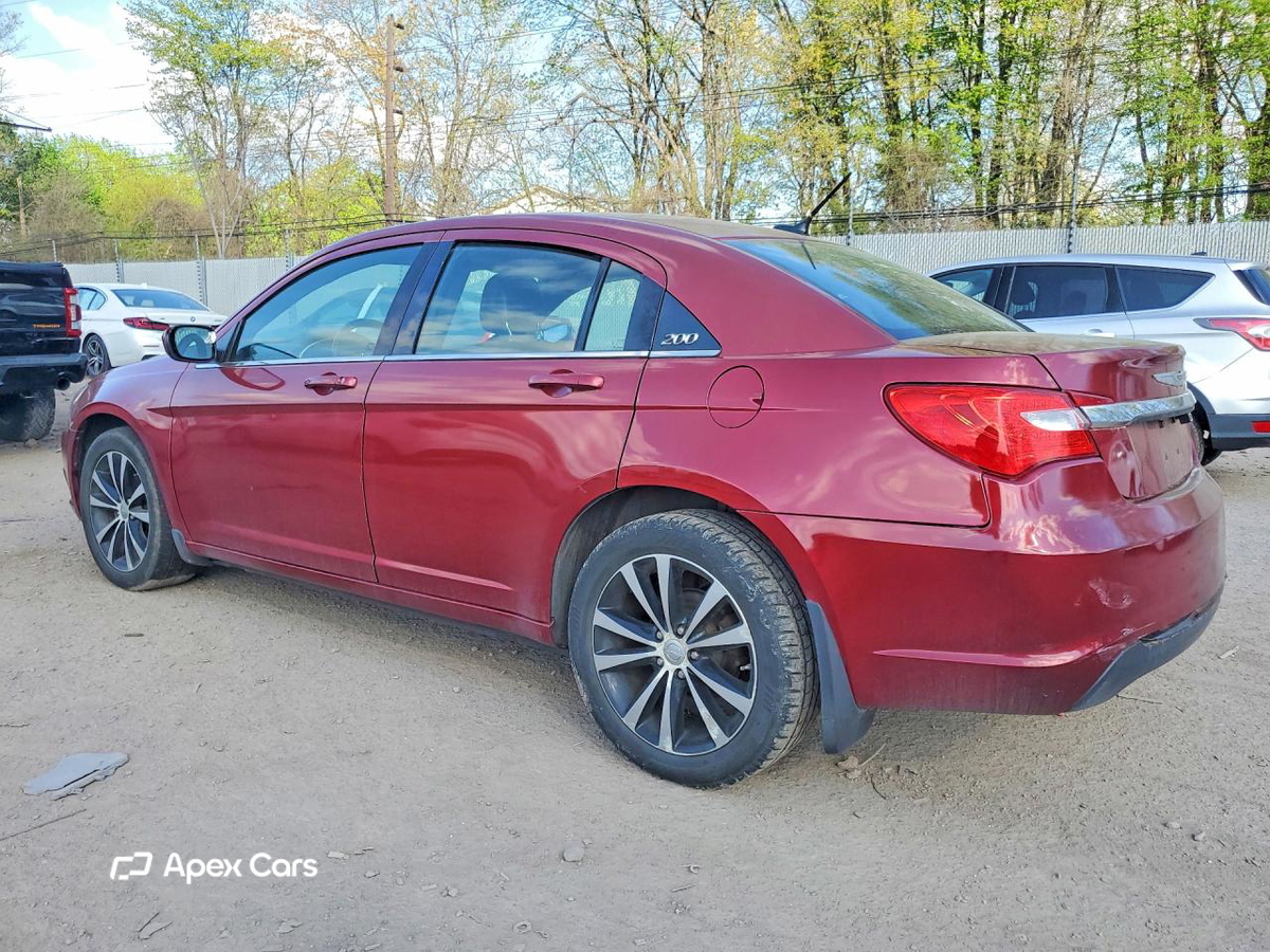Chrysler 200 2013