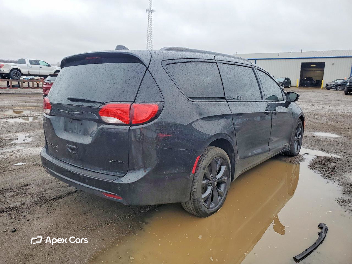 Chrysler Pacifica 2018