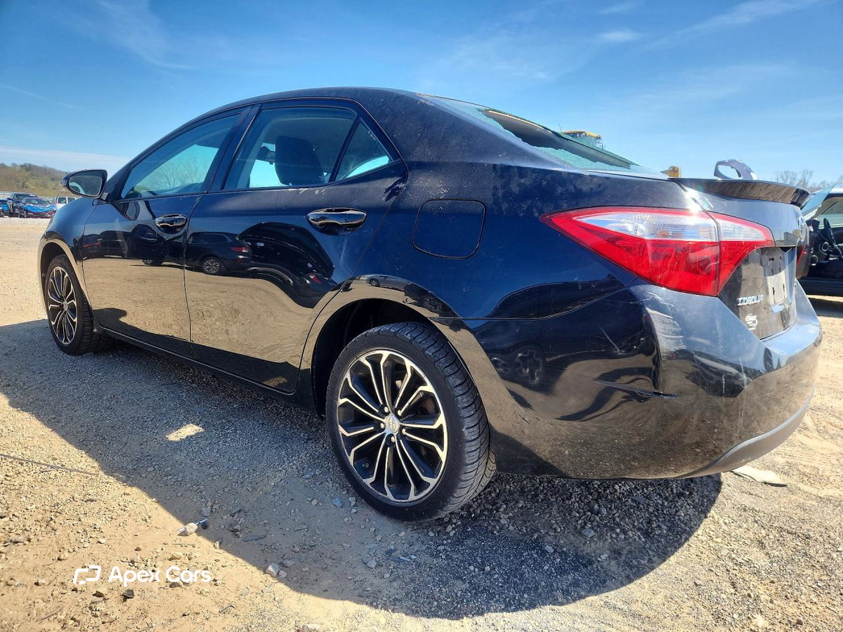 Toyota Corolla 2015