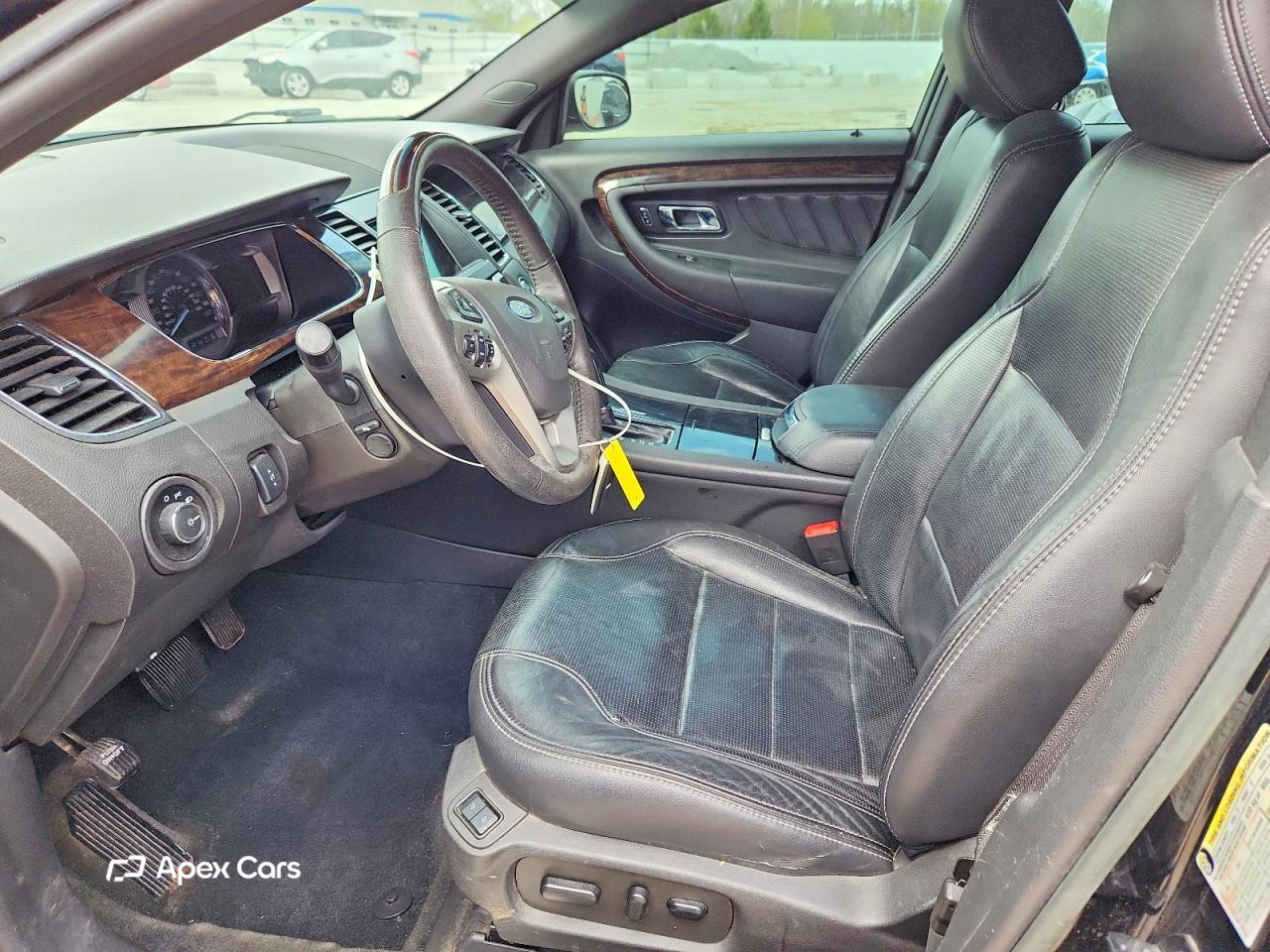 Ford Taurus 2017