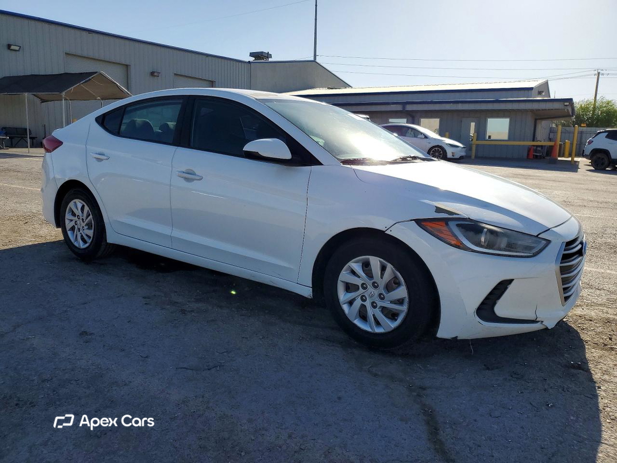 Hyundai Elantra 2017