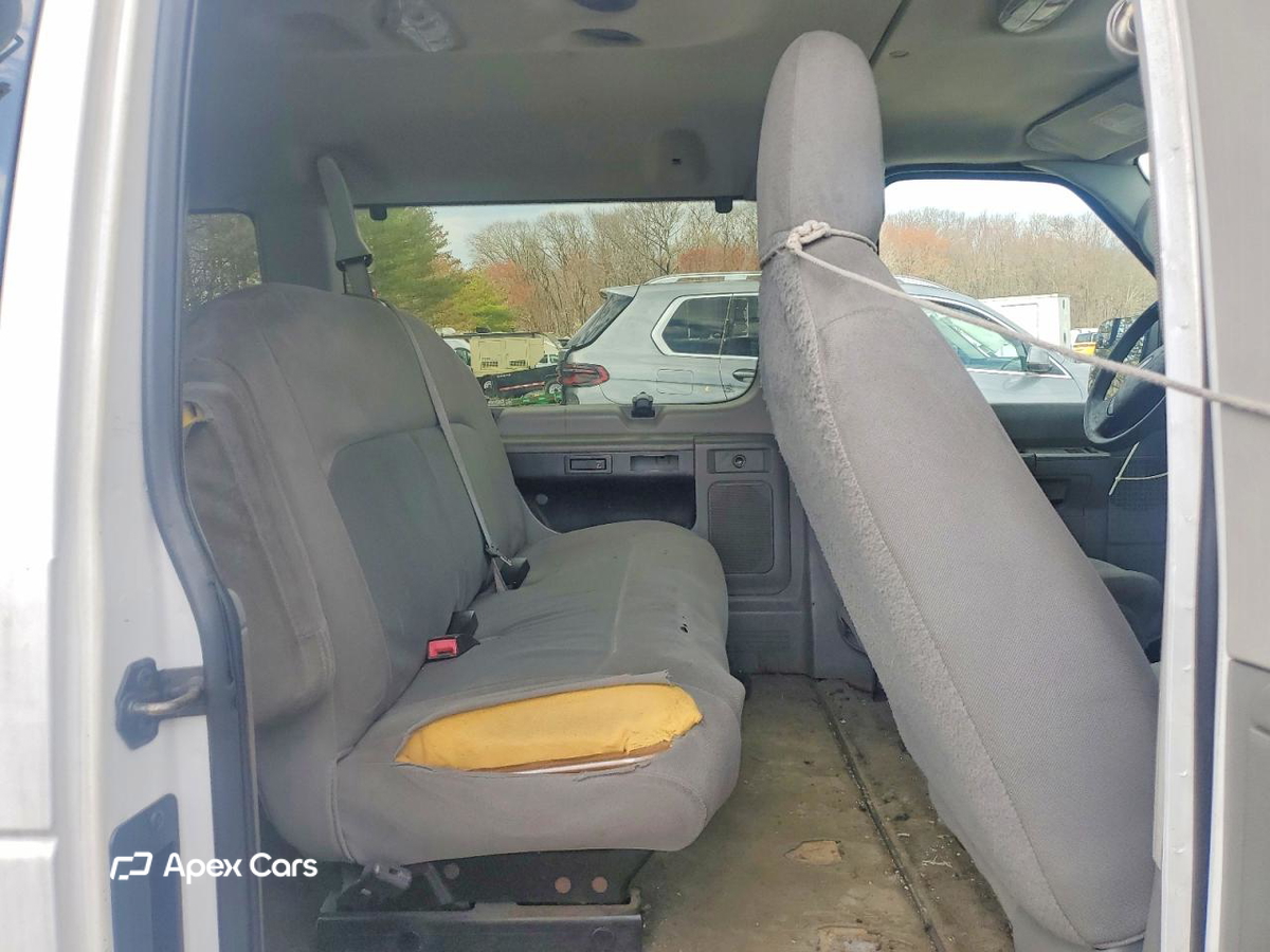 Ford Econoline 2013