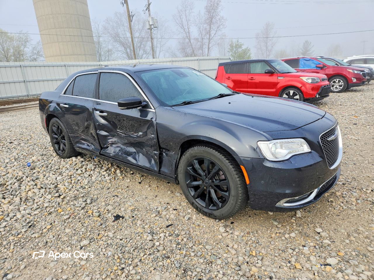 Chrysler 300 2018