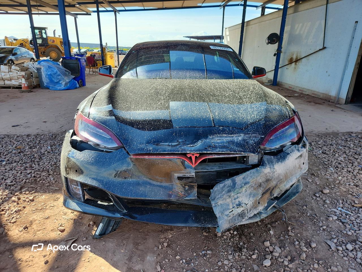 Tesla Model S 2018
