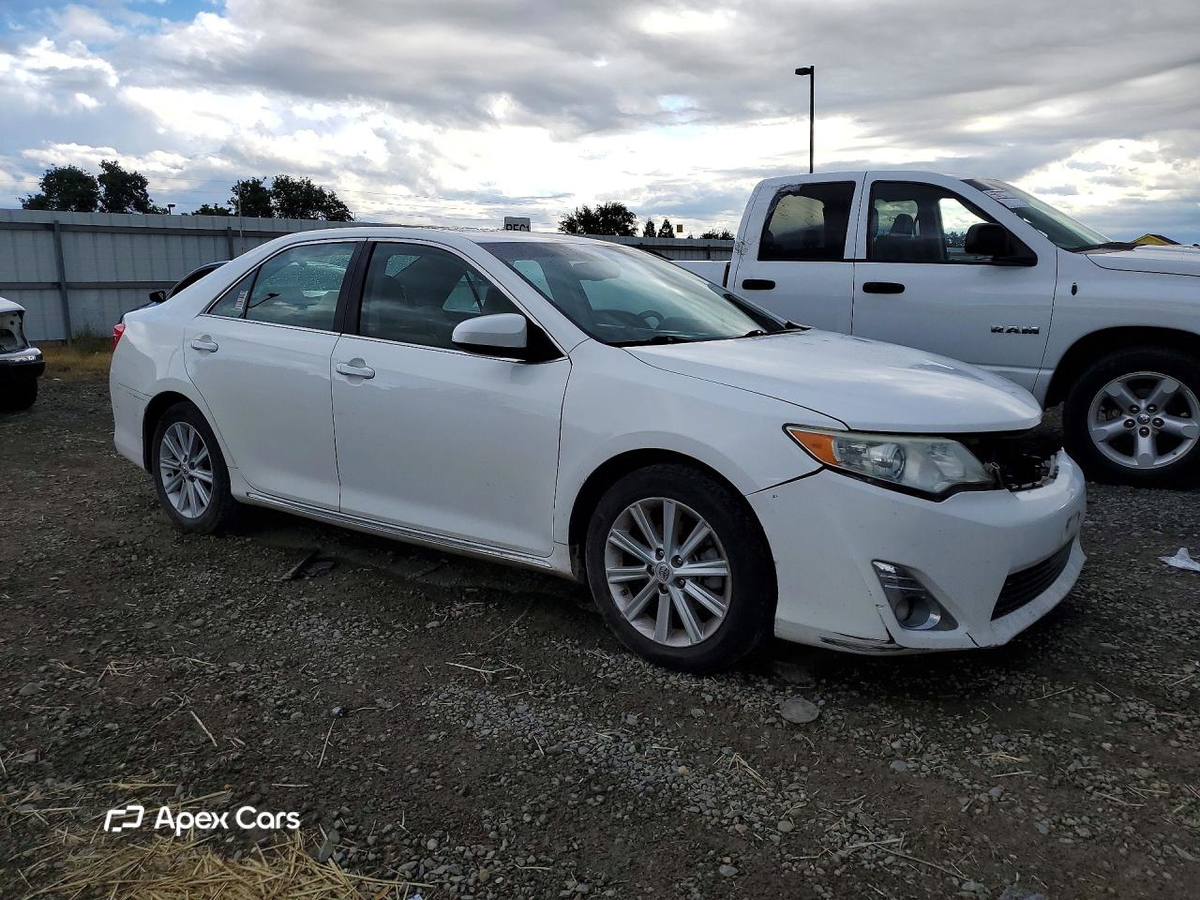 Toyota Camry 2012