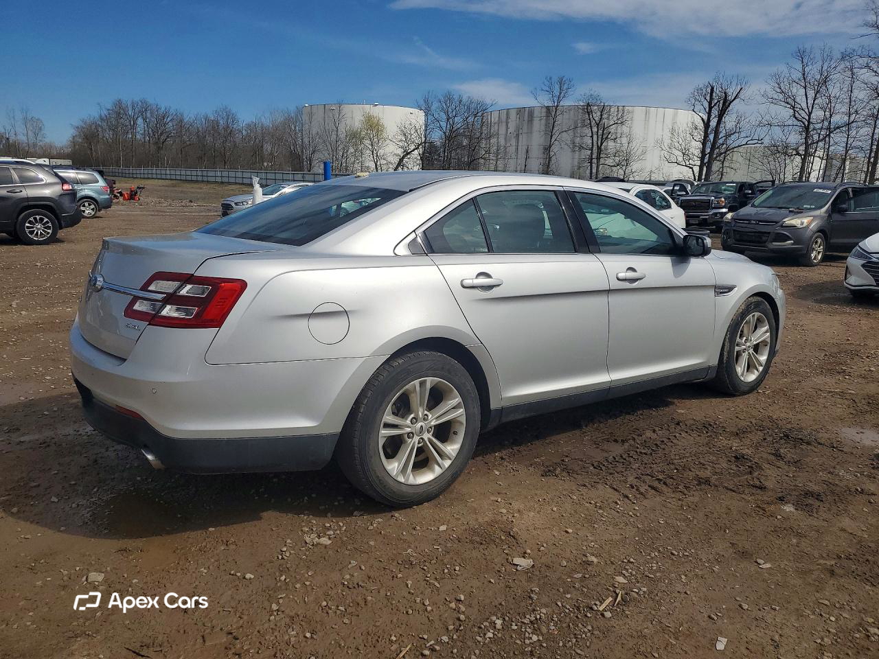 Ford Taurus 2015