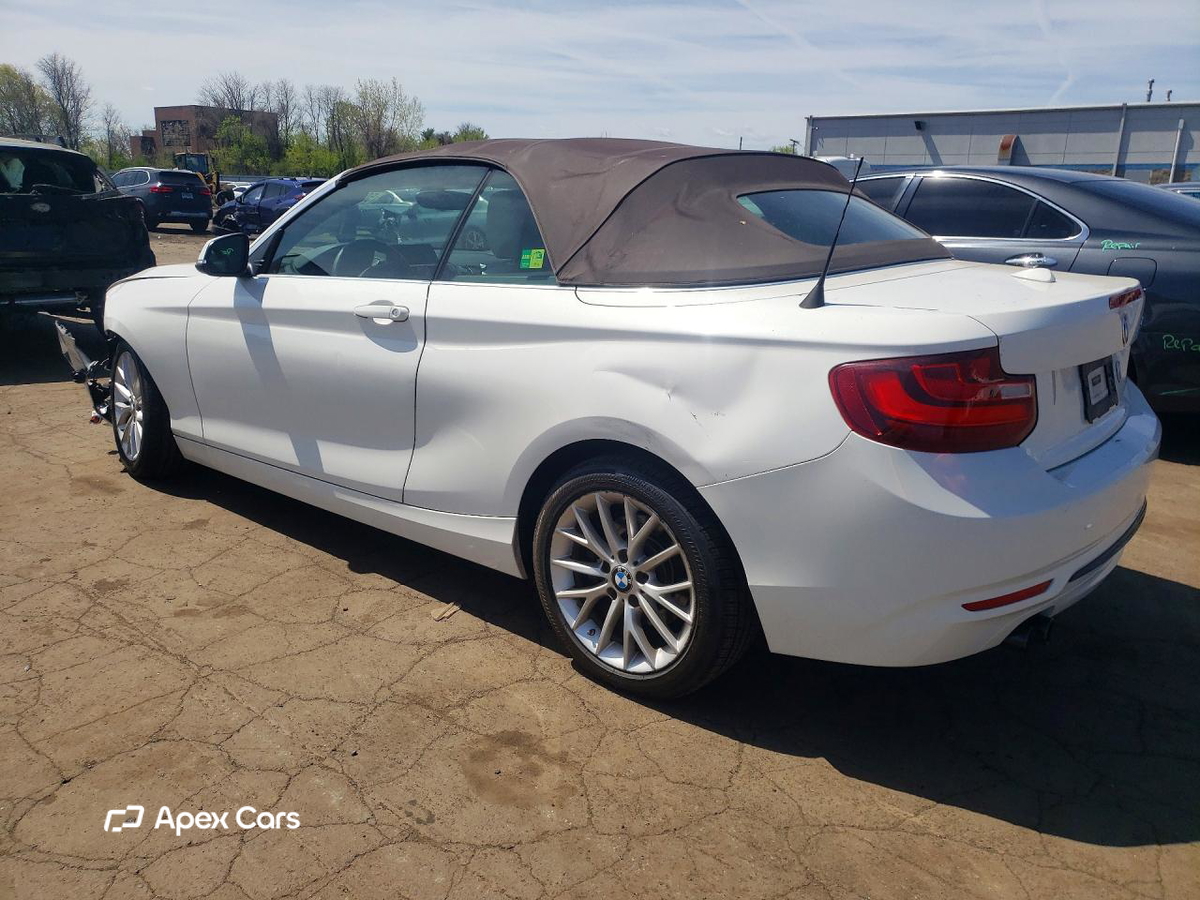 BMW Series 2 2016