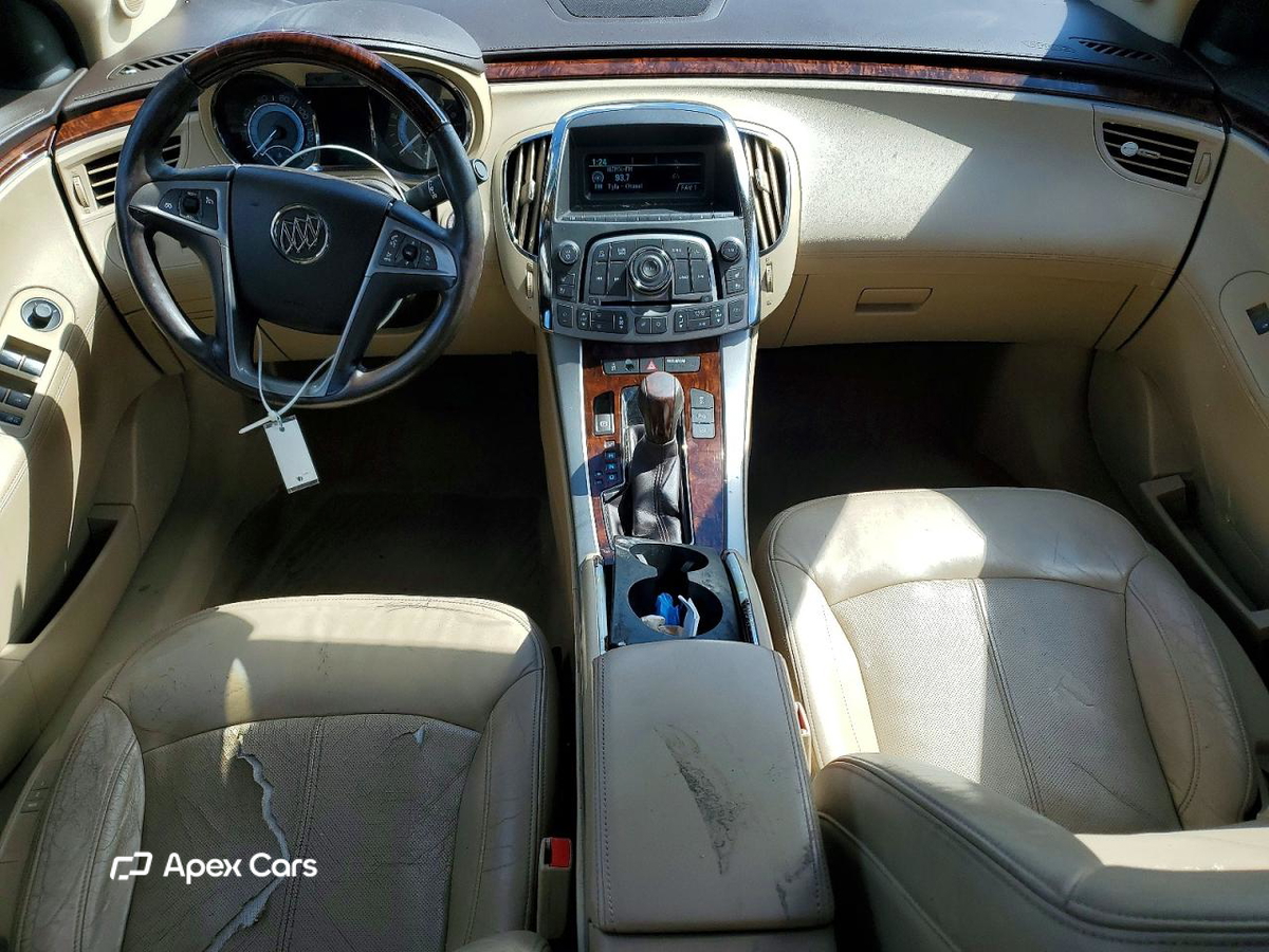 Buick LaCrosse 2011